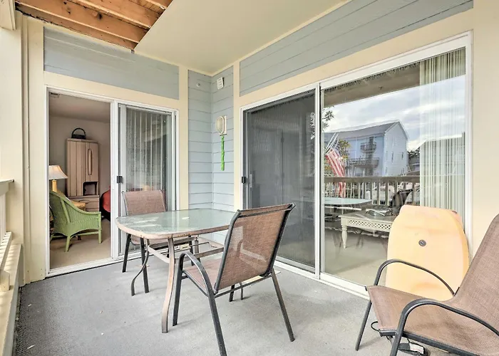 Pool, Canal Views! Unit 1/2 Mi To Ocean *